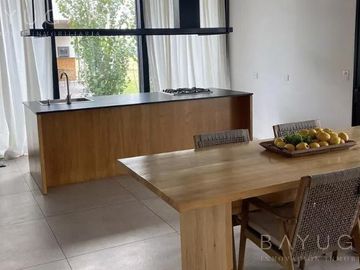 Venta casa Barrio Laguna - Barrio Privado San Sebastian - Pilar