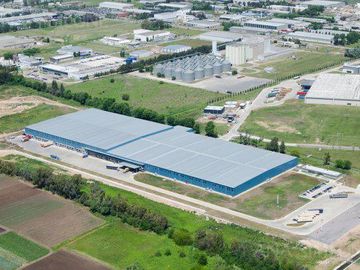 Nave Industrial - Alquiler - Pilar