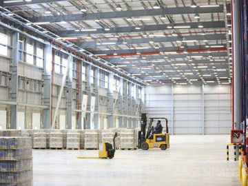 Nave Industrial - Alquiler - Pilar