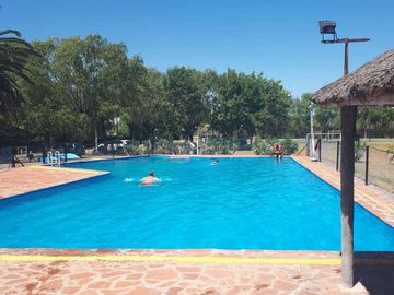 Casa en venta - 2 Dormitorios 1 Baño - 200mts2 - Country Roda, Escobar