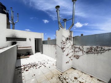 1 dormitorio con terraza exclusiva y parrillero propio