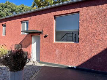 Muy lindo triplex Lasalle chico ,  bajo de San Isidro