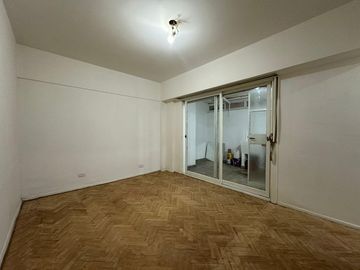 Mansilla 3300, Departamento 2 Ambientes con 2 Patios-Apto Profesional - Palermo