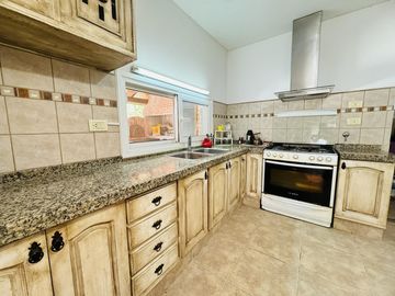 Casa de 3 dormitorios en venta en country  El Cielo - Roldan