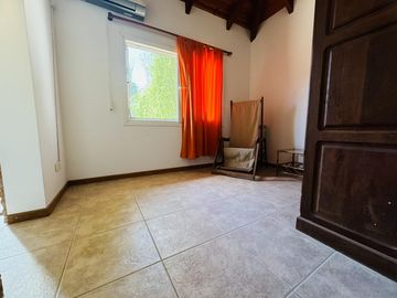 Casa de 3 dormitorios en venta en country  El Cielo - Roldan