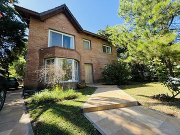 Casa de 3 dormitorios en venta en country  El Cielo - Roldan