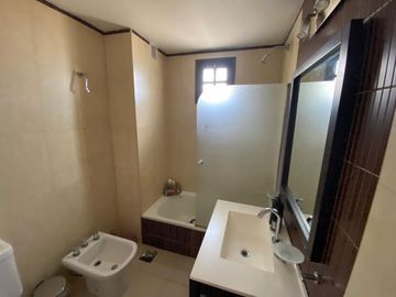 Casa - 3 dormitorios - Banfield Oeste