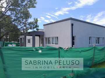 Venta Casa barrio cerrado El Nacional