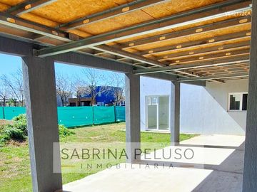 Venta Casa barrio cerrado El Nacional