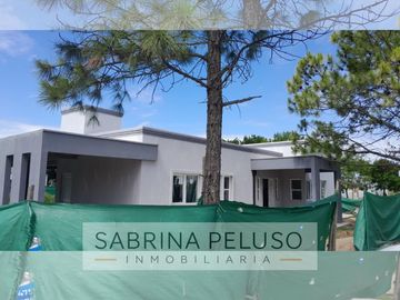 Venta Casa barrio cerrado El Nacional