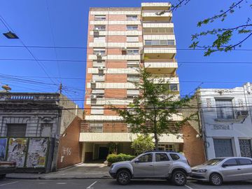 Piso exclusivo de 3 dormitorios con 3 baños y cochera