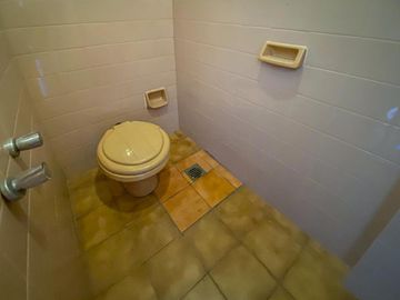 Piso exclusivo de 3 dormitorios con 3 baños y cochera