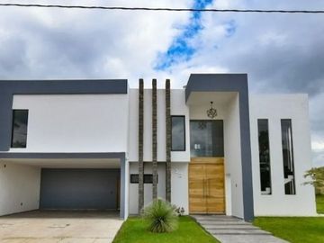 LA CASA QUE SIEMPRE SOÑASTE EN CAJITITLAN