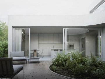 Casa 4 dormitorios, Suite en PB, pileta, Vida