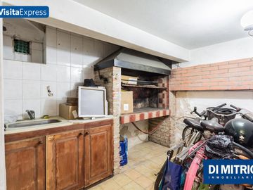 La casa de tus sueños: Jardin, Pileta y todo lo que necesitas! Visitalo Express HOY mismo!