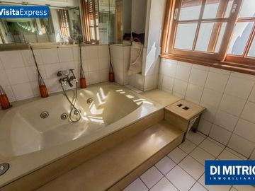 La casa de tus sueños: Jardin, Pileta y todo lo que necesitas! Visitalo Express HOY mismo!
