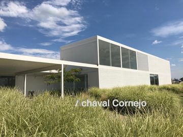 Casa en venta de 3 dormitorios a estrenar en Barrio Ceibos, Puertos.