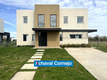 Casa en venta de 3 dormitorios a estrenar en Barrio Ceibos, Puertos.