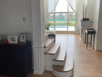 Casa en venta - 4 Dormitorios 5 Baños - Cocheras - 1.500Mts2 - Guillermo E. Hudson, Berazategui