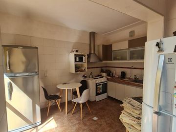 PH ALMAGRO VENTA SIN EXPENSAS PARRILLA TERRAZA 250M2 4 DORMITORIOS 2BAÑOS