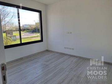 Casa en  venta  6 ambientes en Barrio Acacias Puertos