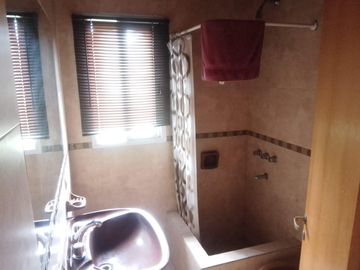 Venta Casa Quinta 4 dormitorios - Gral. Rodríguez - Bs. As.