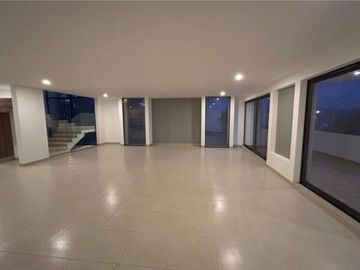 CASA EN VENTA LOMAS DE GRAN JARDIN