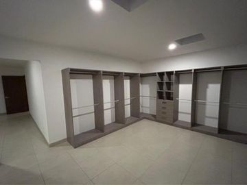 CASA EN VENTA LOMAS DE GRAN JARDIN