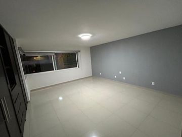 LOMAS DE GRAN JARDIN CASA EN VENTA