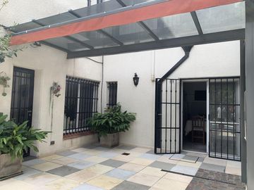 Casa magnífica en Naón al 1800 Belgrano R
