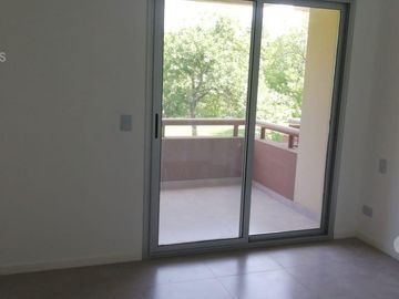 Venta departamento 2 AMBIENTES/ PILETA/Con cochera/Pilar Complejo Villa del Lago