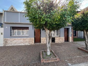 Casa en Castelar Sur