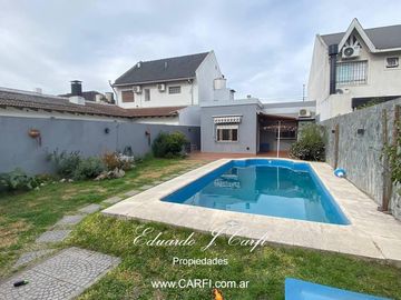 Casa en Castelar Sur