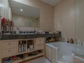 Departamento en venta de 3 ambientes en Los Robles Village - Tigre