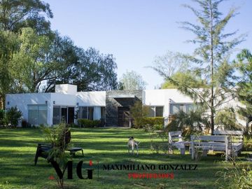 Casa Quinta en Venta, 7 ambientes - Spegazzini