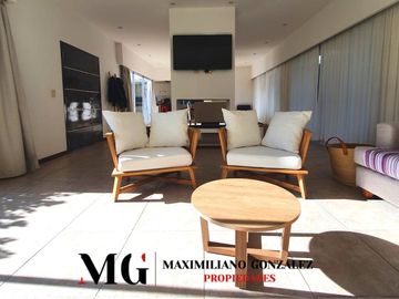 Casa Quinta en Venta, 7 ambientes - Spegazzini