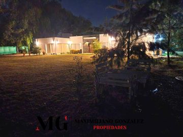 Casa Quinta en Venta, 7 ambientes - Spegazzini