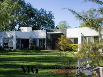 Casa Quinta en Venta, 7 ambientes - Spegazzini