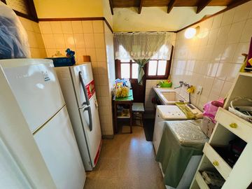 Chalet de 6 ambientes en venta, en Olivos.