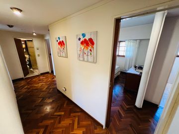 Chalet de 6 ambientes en venta, en Olivos.