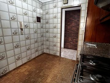 Departamento 3 ambientes en Venta con Cochera - Boedo