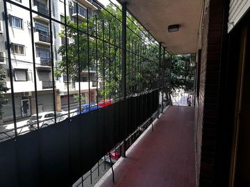 Departamento 3 ambientes en Venta con Cochera - Boedo