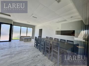 Casa tipo duplex en Spring Park