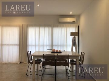 Casa tipo duplex en Spring Park