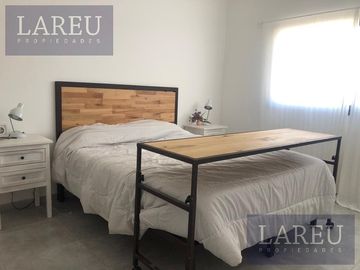 Casa tipo duplex en Spring Park