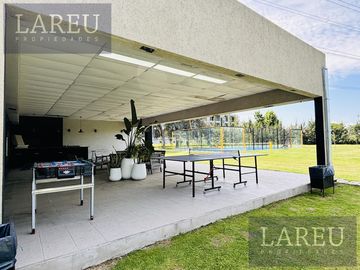 Casa tipo duplex en Spring Park