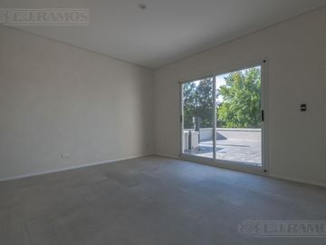 LJ RAMOS | VENTA| CASA BARRIO CERRADO HARAS DEL SOL | PILAR | SIST CONSTRUCTIVO DE ULT TECNOLOGÍA