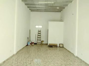 Departamentos en venta - 2 Dormitorios 2 Baños - Local - 560Mts2 - Alejandro Korn