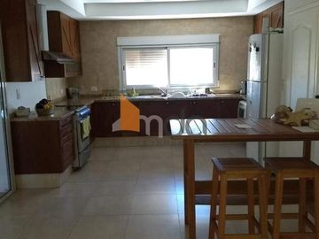 En VENTA Casa en Country San Isidro.