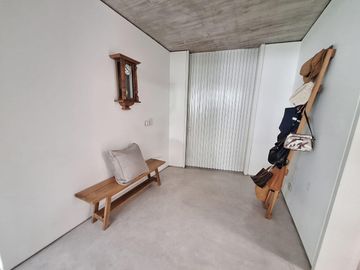 Importante casa en venta a la Laguna Puertos del lago muelles